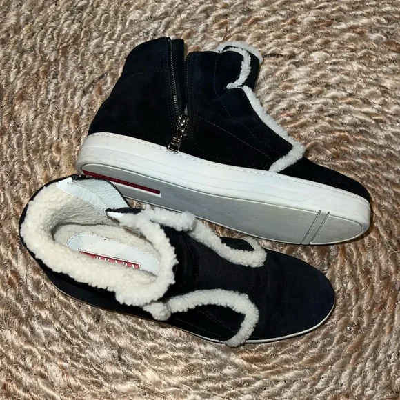 Prada Linea Rossa Shearling High Top Sneakers boots - Picture 7 of 13